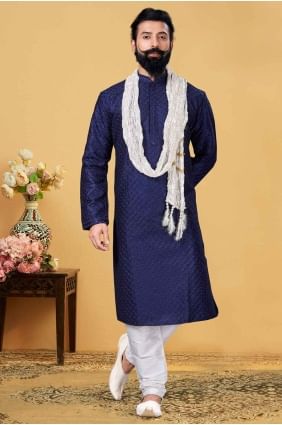 Blue Men Kurta in Embroidered Jacquard KURR178