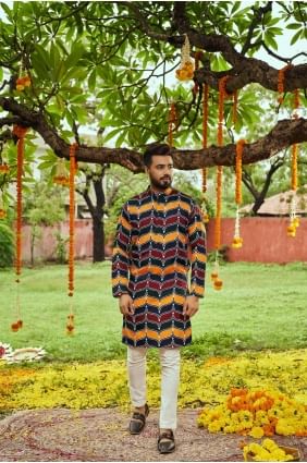 Men Kurta in Multicolor Art silk with Printed KURU0122
