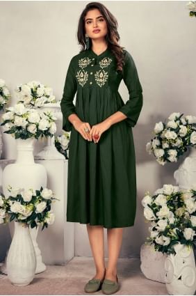 Fashionable Green Rayon Kurti kti0524