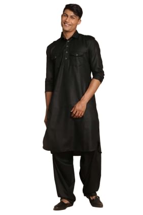 Black Men Kurta in Plain Cotton KURU0103