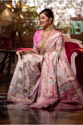 Off white Banarasi Saree with Weaving Banarasi silk SR23832