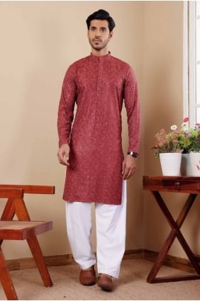 Berry red  Men Kurta in Embroidered Viscose KURR333
