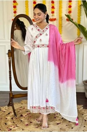 Off white  Embroidered Straight Pant in Chanderi SK154798