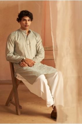 Light blue  Weaving Men Kurta in Viscose KURR388