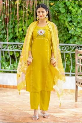 Embroidered Salwar Kameez in Yellow Silk SK154878