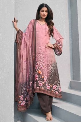 Crepe Straight Pant Suit with Digital print in Pink SK154884