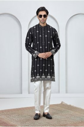Black Men Kurta in Embroidered Art silk KURR640