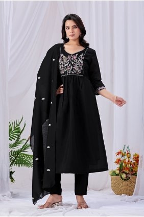 Embroidered Straight Pant Suit in Black Cotton SK159187