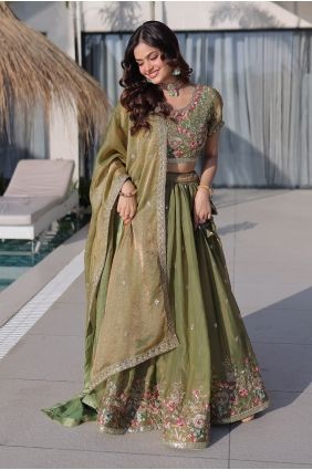 Silk Lehenga Choli in Green with Thread LC9090
