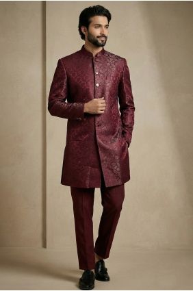 Dark maroon Men Kurta with Jacquard KURR267