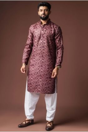 Linen Men Kurta in Wine with Digital print KURR587