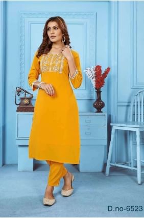 Mustard  Straight Pant Suit in Cotton with Printed SK154168