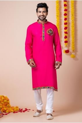 Pink Embroidered Men Kurta in Rayon KURR29