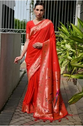 Red Saree in Zari Banarasi silk SR29644