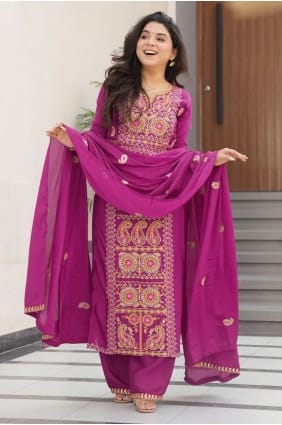 Magenta Salwar Kameez in Chinon chiffon with Thread SK156029
