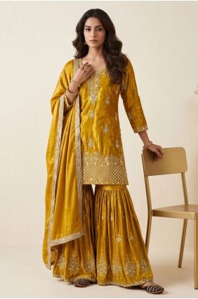 Salwar Kameez in Yellow Silk with Embroidered SS1386
