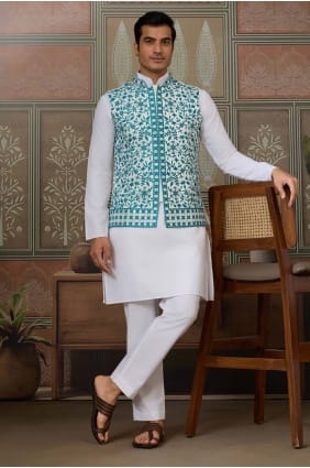 White Men Kurta in Silk with Embroidered KURR607