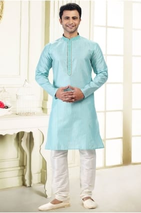 Jacquard Sky blue Men Kurta in Embroidered KURR618