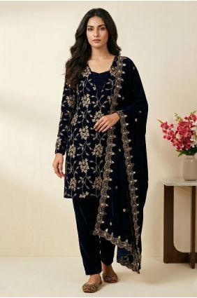Navy blue Salwar Kameez in Velvet with Embroidered SK159173