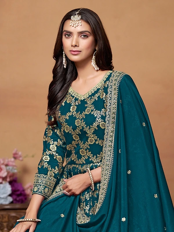 Indian Dresses Online, Designer Indian Clothing for Women UK